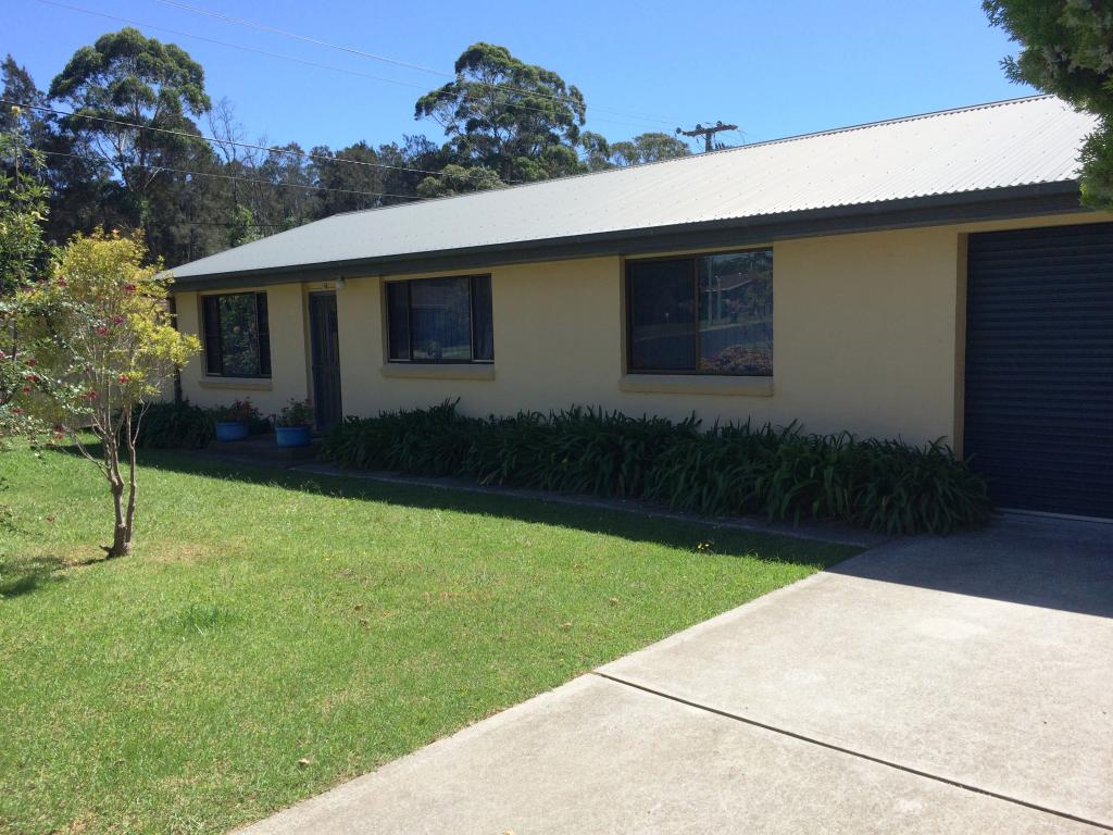 1 Christopher Cres, Batehaven, NSW 2536