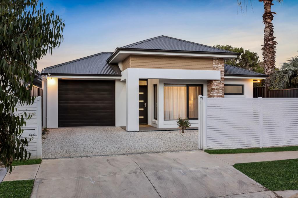 33 Hawkesbury Way, West Lakes, SA 5021