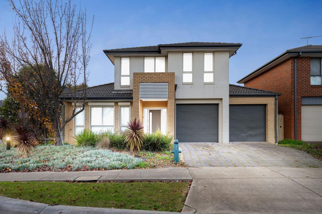 21 KINGSTON DR, TAYLORS HILL, VIC 3037