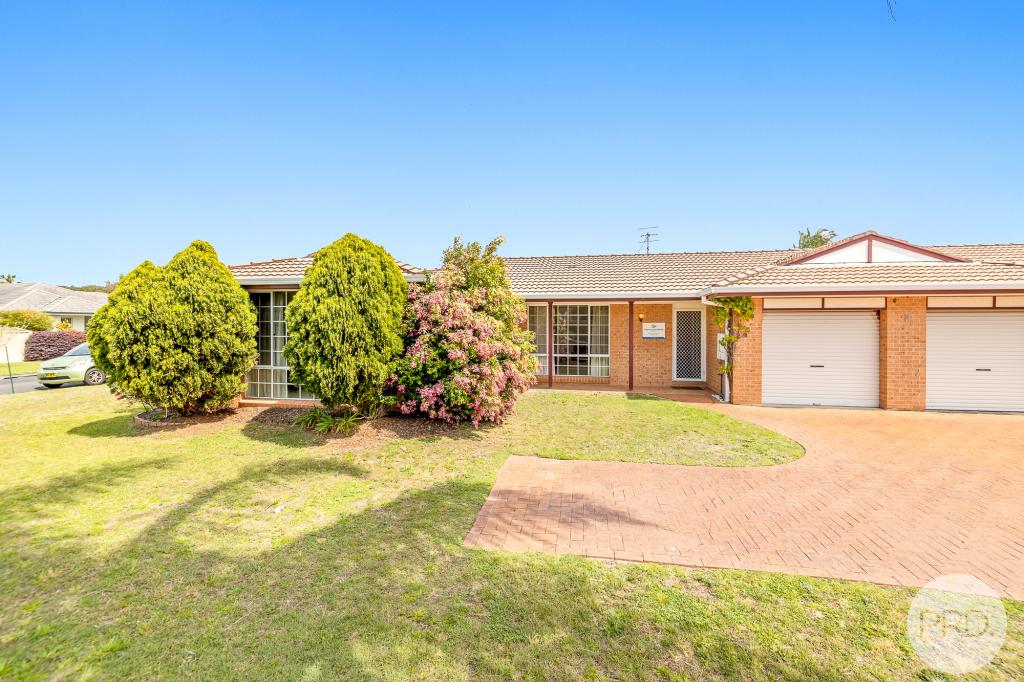 1/2 Reef Cl, Fingal Bay, NSW 2315