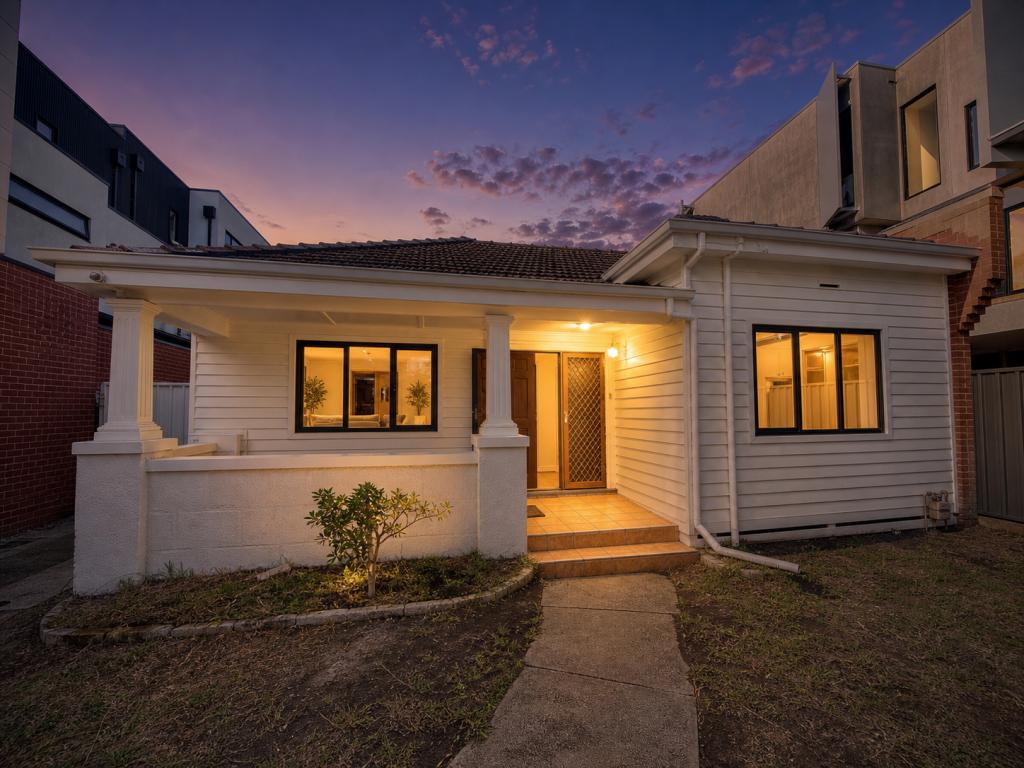 496 Plenty Rd, Preston, VIC 3072