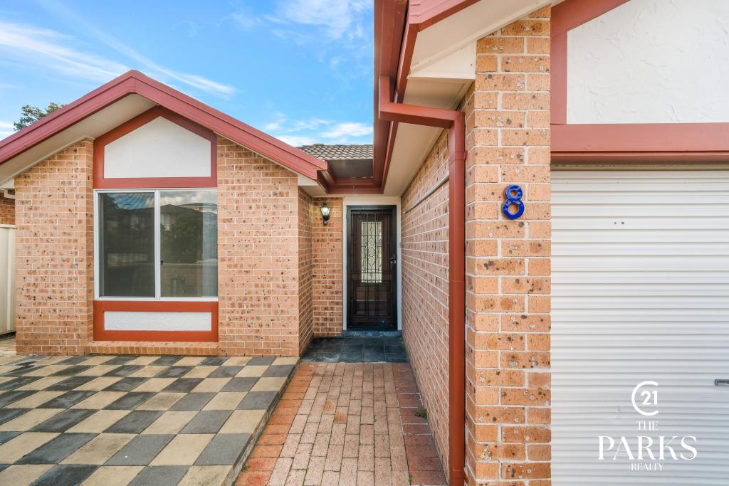 8 Zappia Pl, Edensor Park, NSW 2176