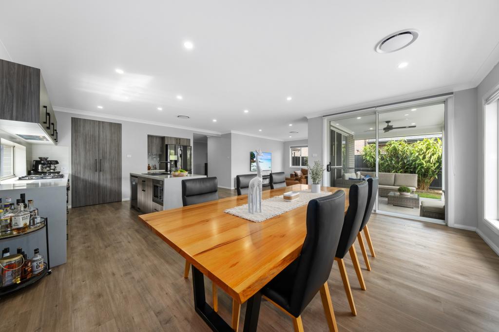 244 Mount Carmel Dr, Box Hill, NSW 2765