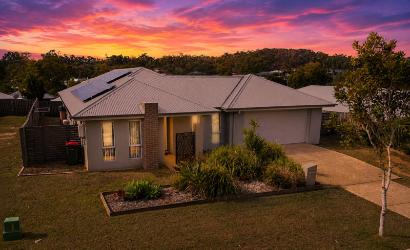 26 Clover Cres, Boyne Island, QLD 4680