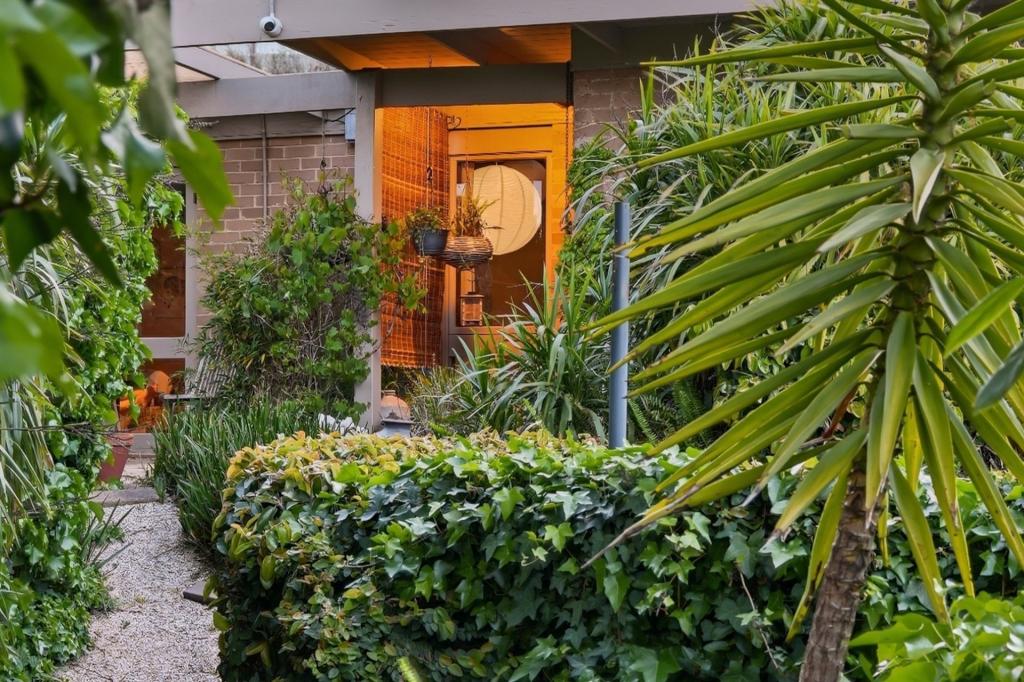2 Apollo Ct, Doncaster East, VIC 3109