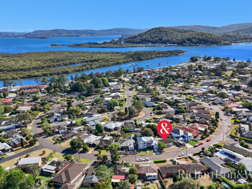 24 Camellia Cir, Woy Woy, NSW 2256