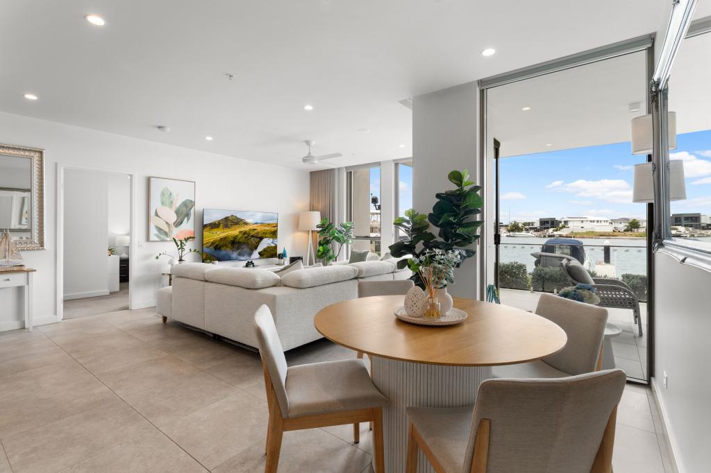 101/11 AQUA ST, NEWPORT, QLD 4020