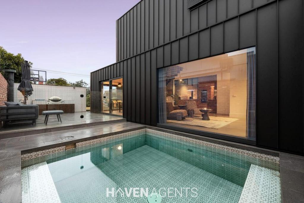 12 Sinclair St, Elsternwick, VIC 3185