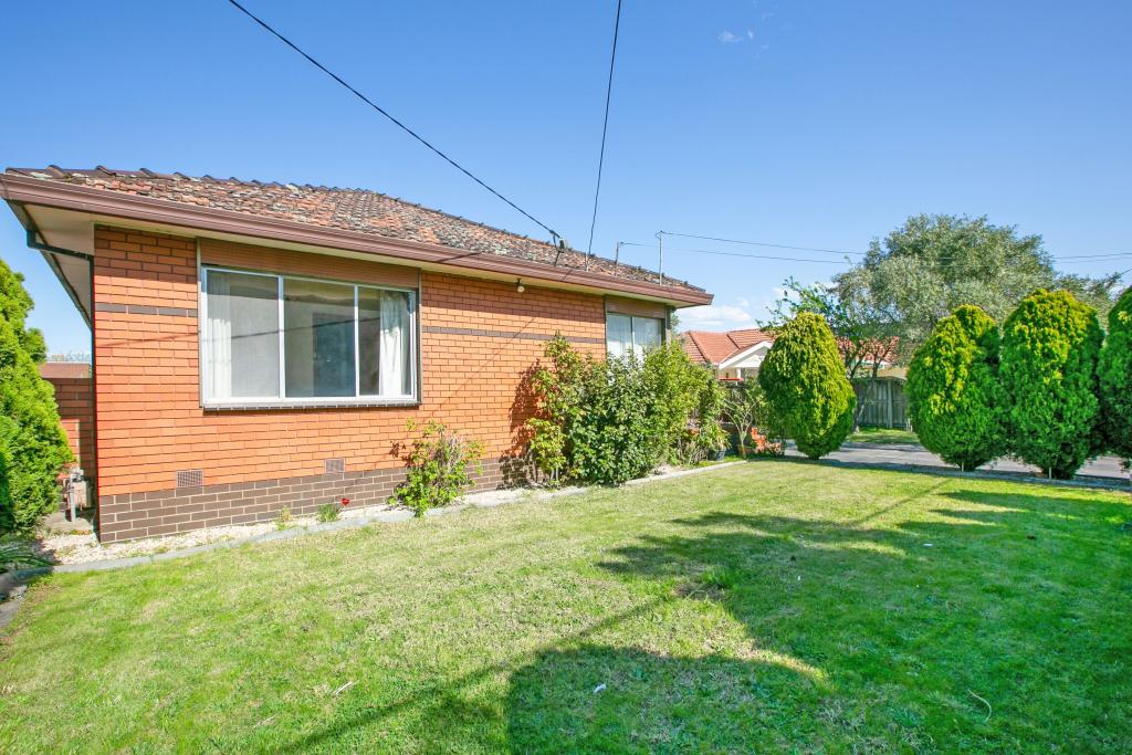 22 CALLANDER ST, RESERVOIR, VIC 3073