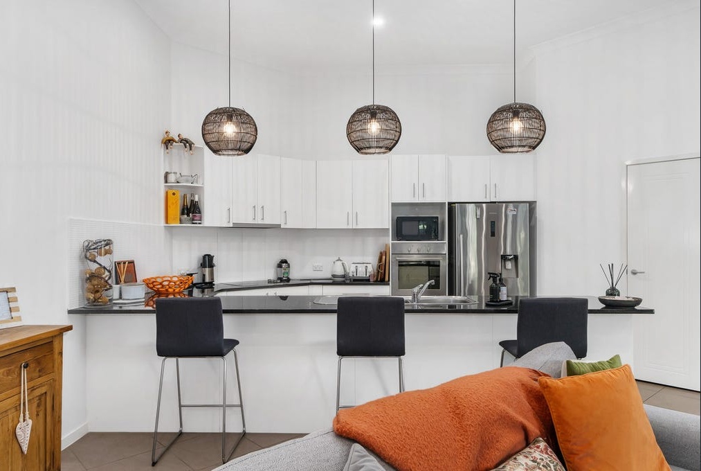 7014A VISTA DR, BENOWA, QLD 4217