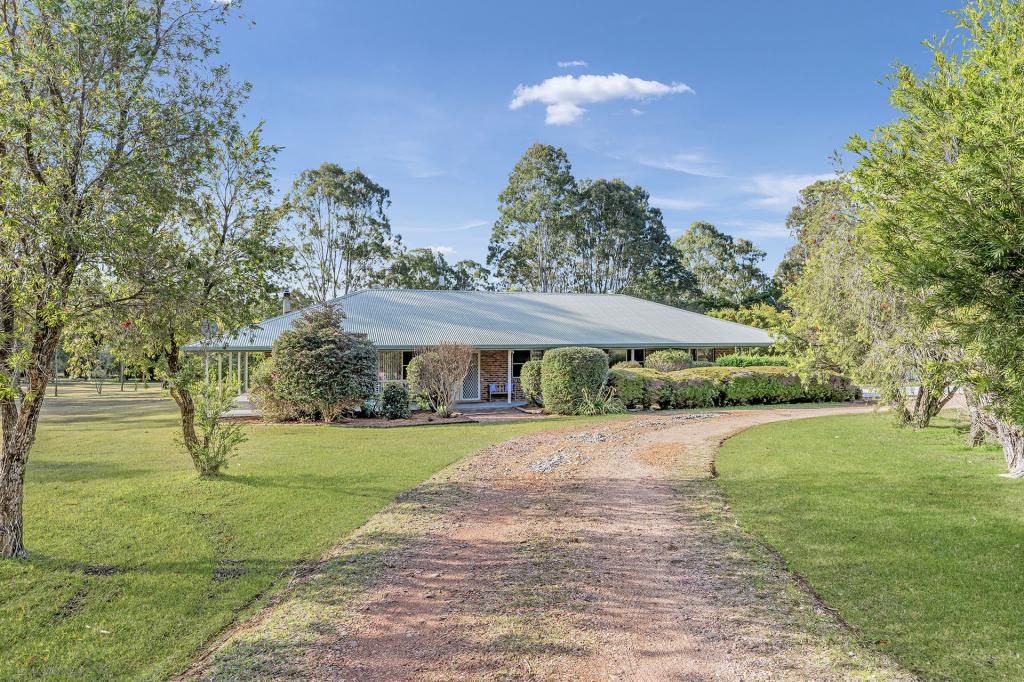 211 Long Point Dr, Lake Cathie, NSW 2445