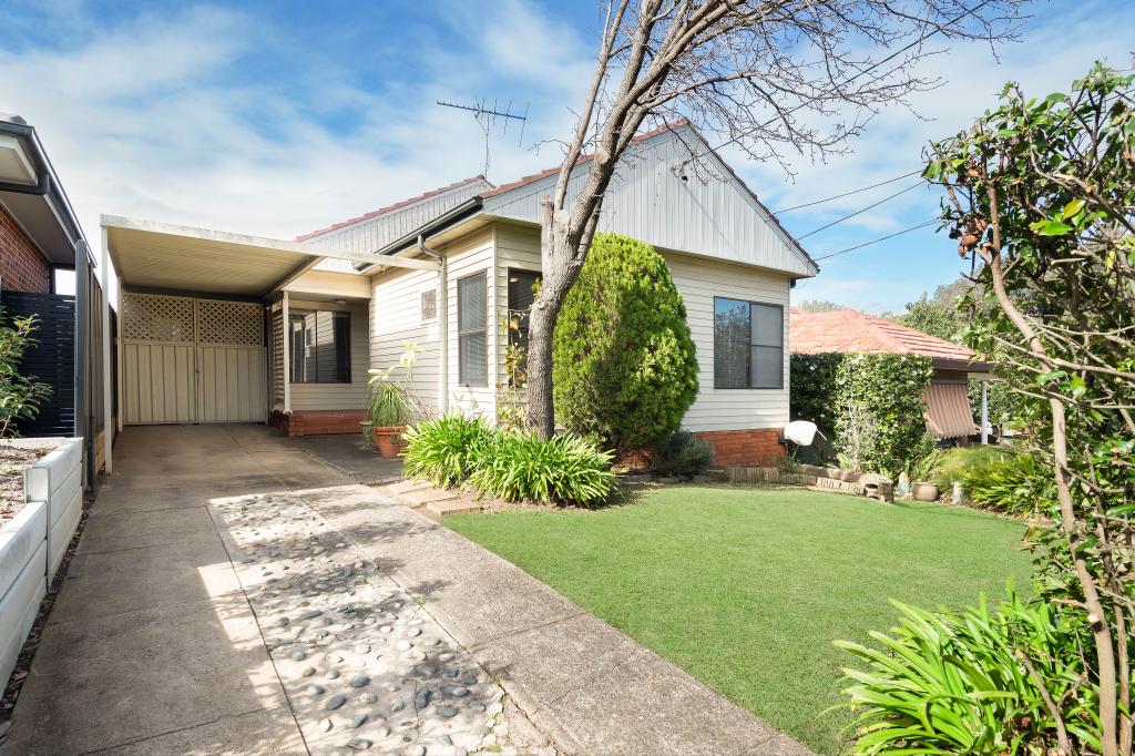 48 Chick St, Roselands, NSW 2196