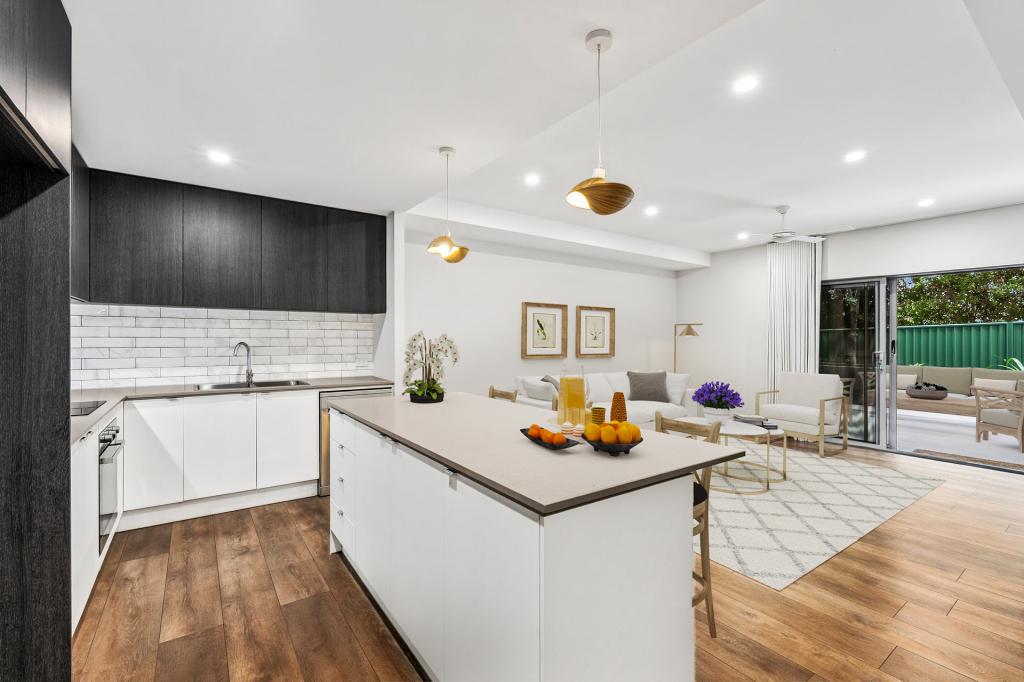 8/30 Careel Cl, Helensvale, QLD 4212