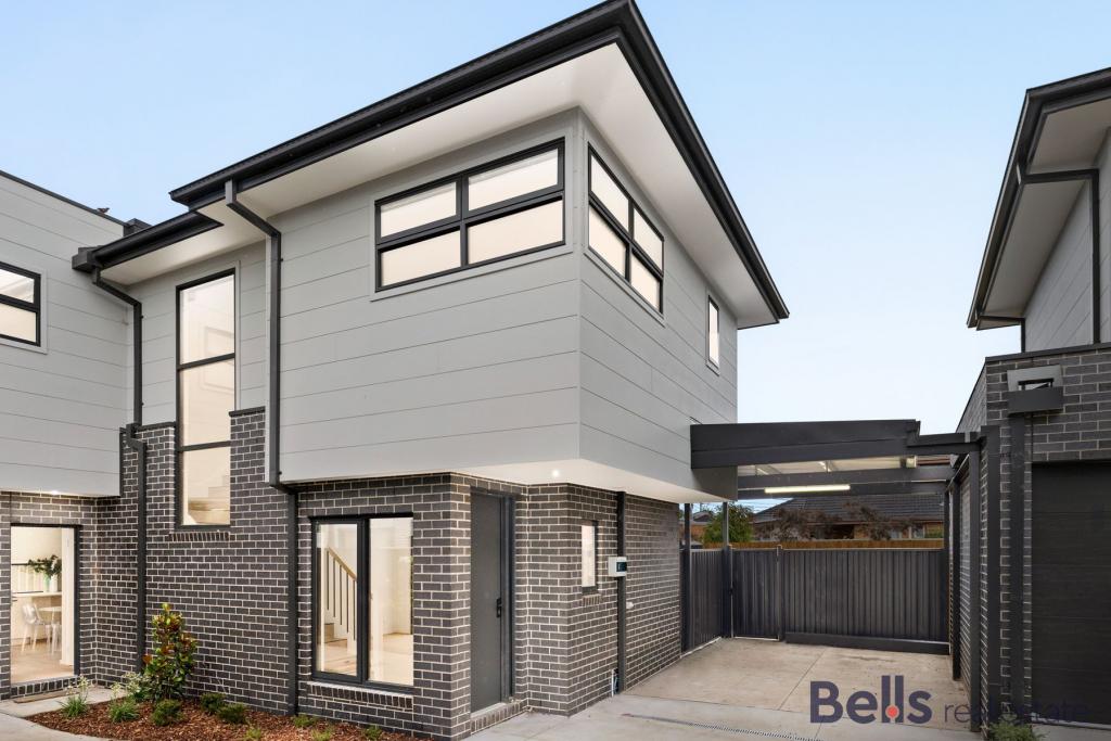 3 & 4/33 ESSEX ST, SUNSHINE NORTH, VIC 3020