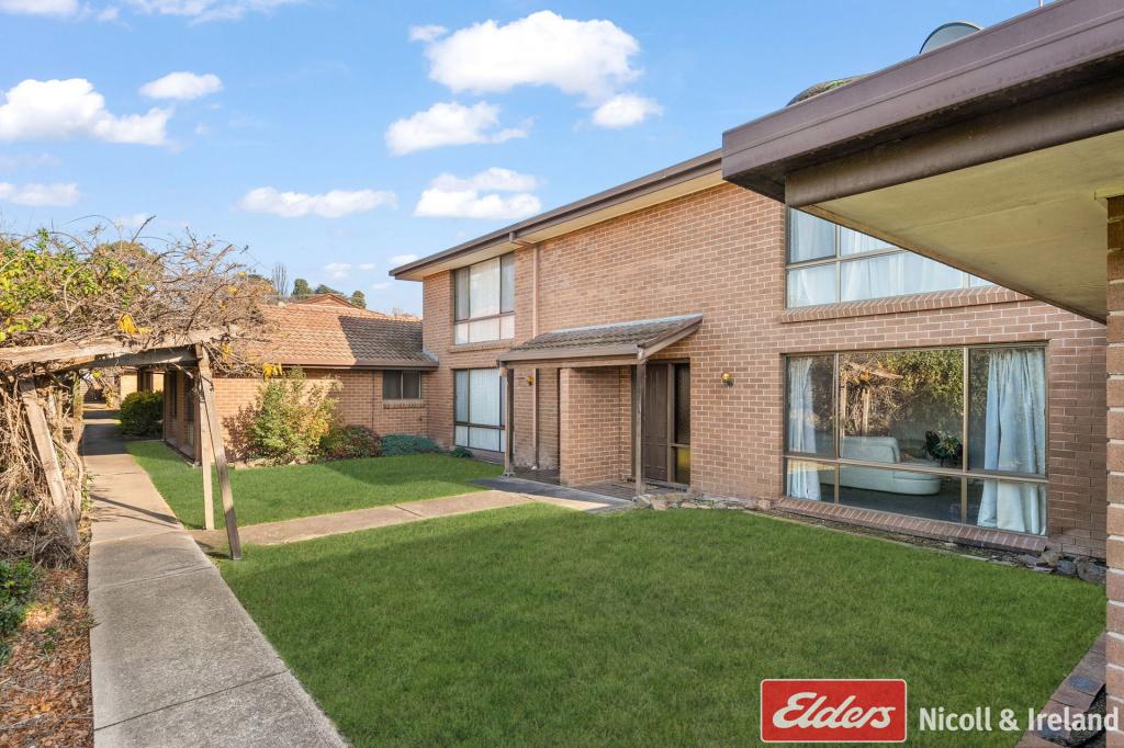 2/6 Prince Edward St, Bathurst, NSW 2795