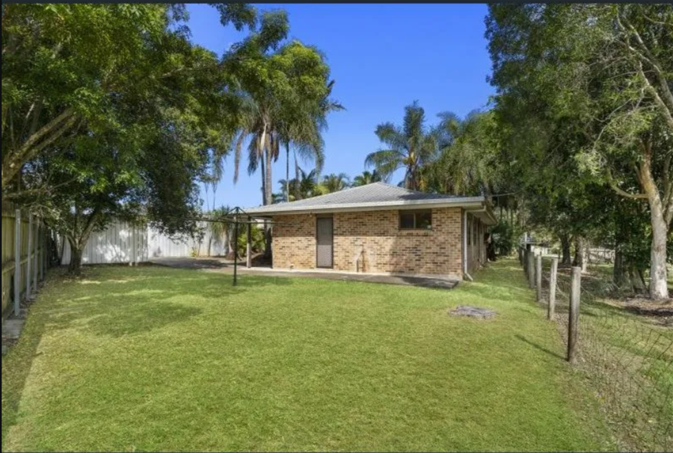 18 Oakview Ct, Kallangur, QLD 4503