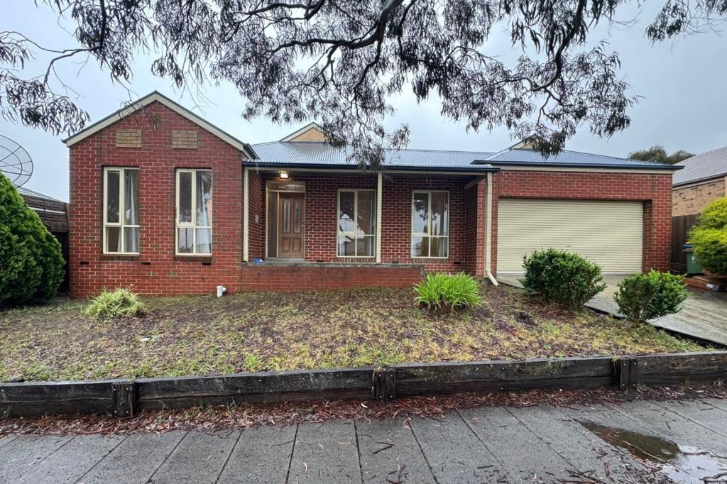 77 Aylmer Rd, Lynbrook, VIC 3975