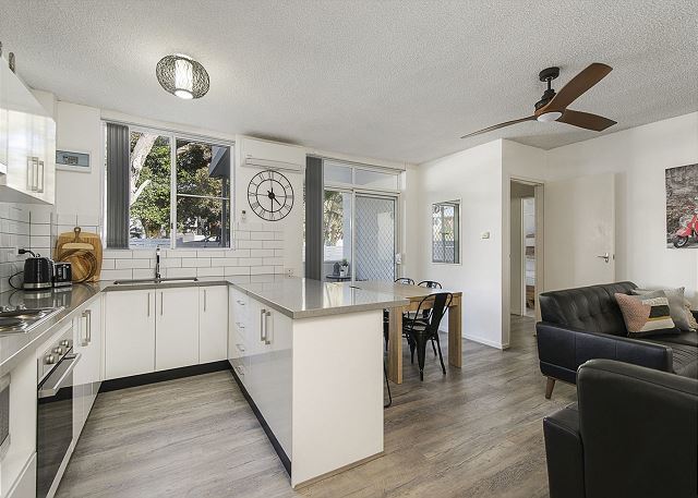 1/1 Main St, Crescent Head, NSW 2440