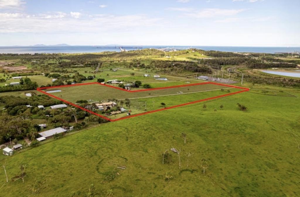 54 Horsburgh Rd, Hay Point, QLD 4740