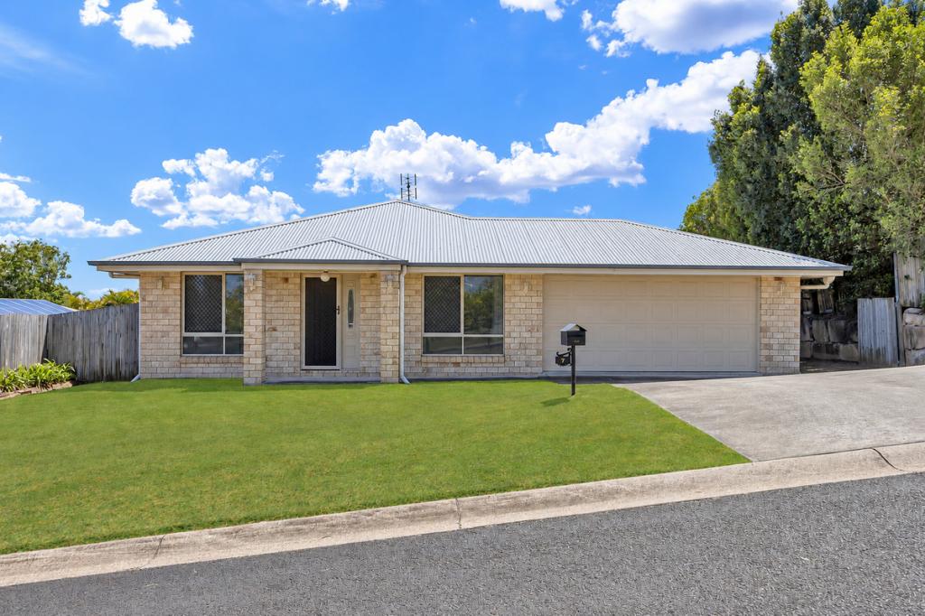 7 LYNDALE PL, FERNVALE, QLD 4306