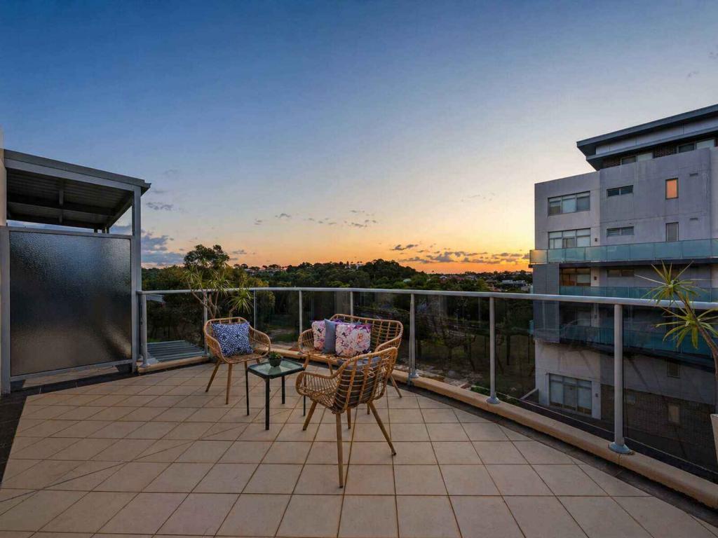 231/16 Lusty St, Wolli Creek, NSW 2205