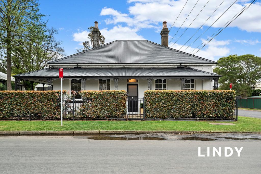 8 Cambridge St, Singleton, NSW 2330