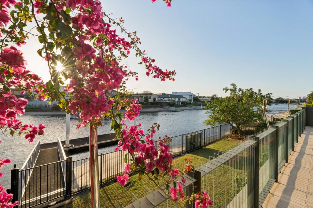 51 Boomerang Cres, Bundall, QLD 4217