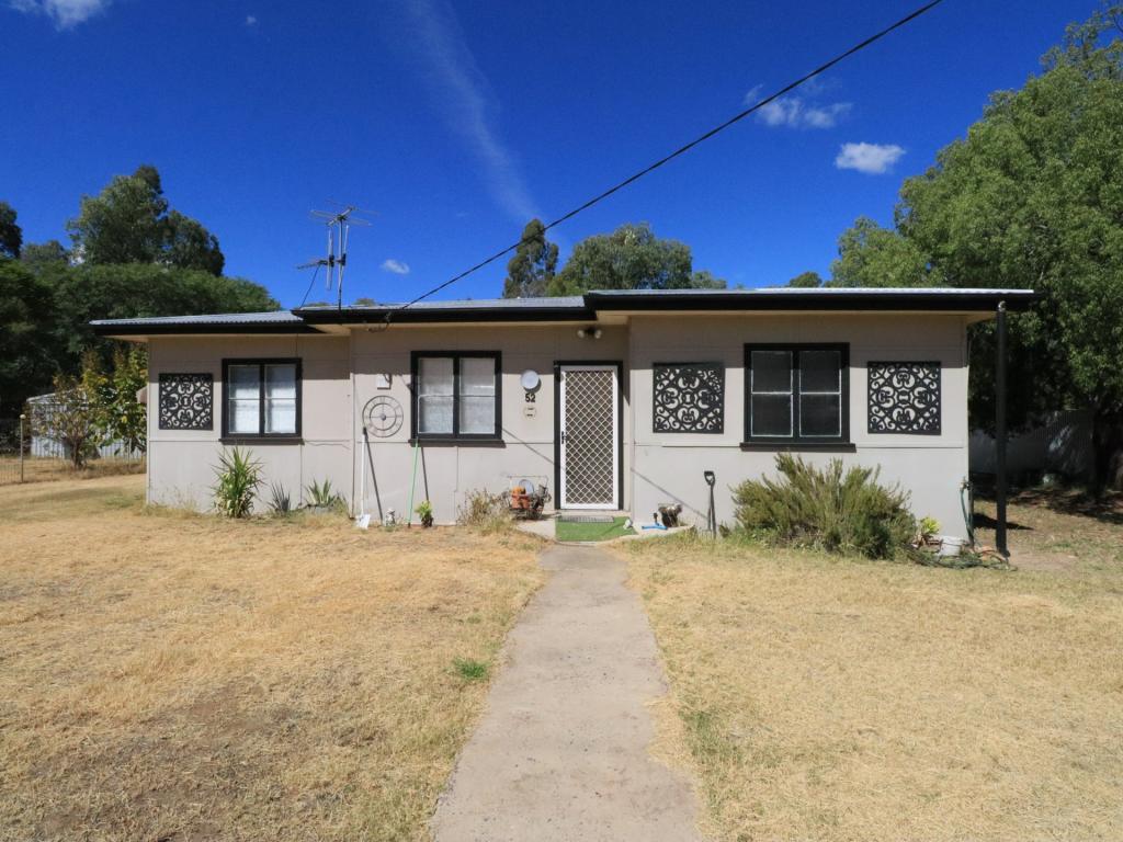 52 Winchester St, Mitchell, QLD 4465