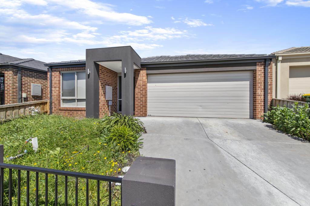 43 ARLINGTON AVE, PAKENHAM, VIC 3810