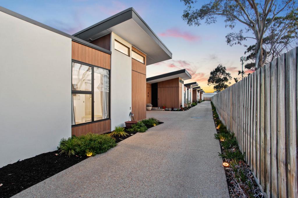 2/5 Lock Rd, Rhyll, VIC 3923