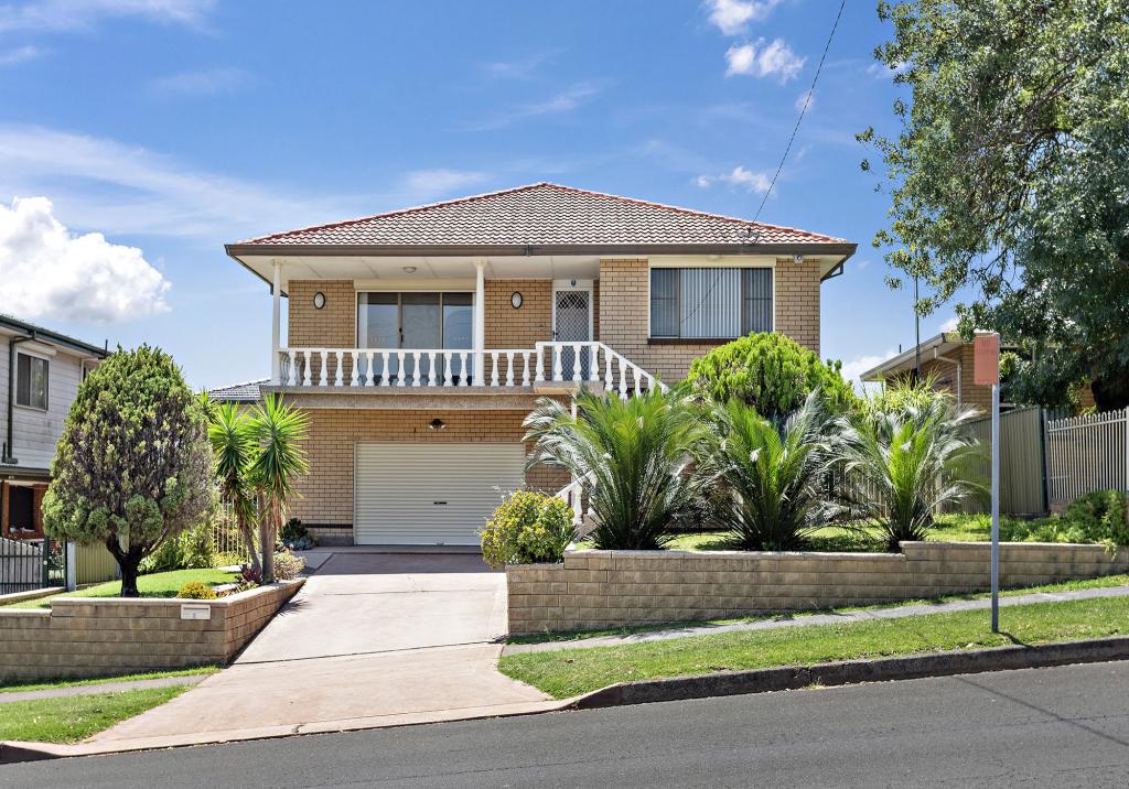 3 Captain Cook Dr, Barrack Heights, NSW 2528