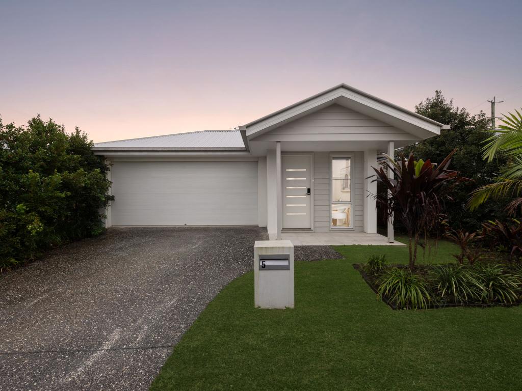 5 Dominique Way, Flinders View, QLD 4305