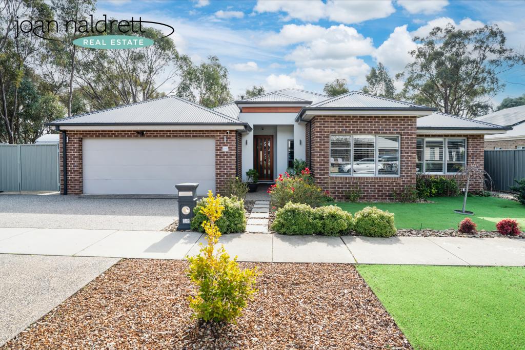 16 Cutler Cres, Wodonga, VIC 3690