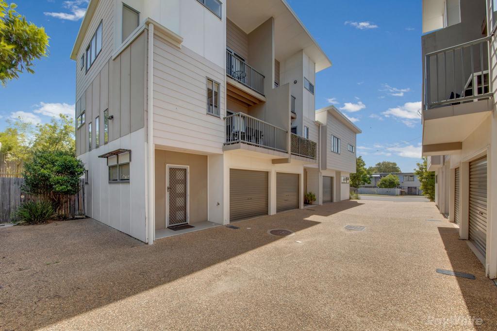 4/4 Rossella St, West Gladstone, QLD 4680