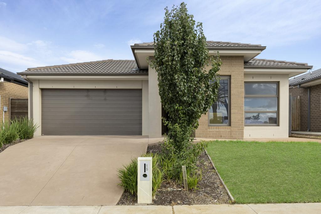 15 Thornton Ave, St Leonards, VIC 3223