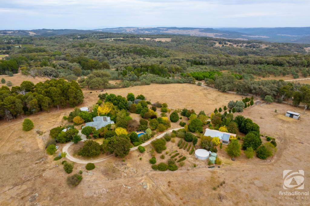 206 Alma Rd, Beechworth, VIC 3747