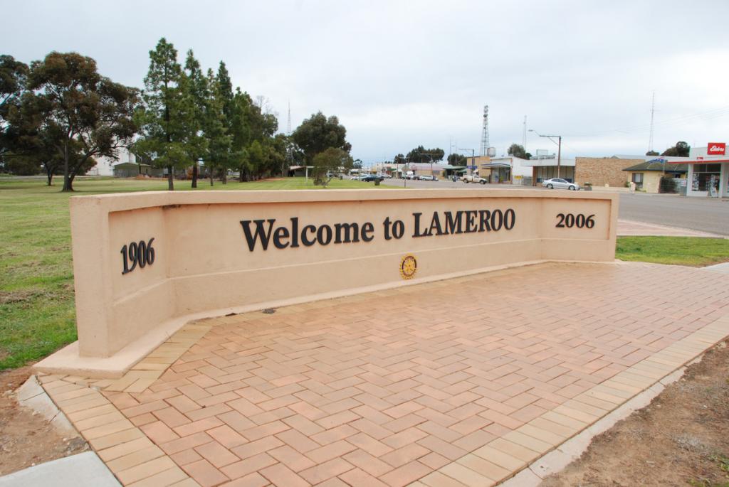 2 Railway Tce, Lameroo, SA 5302