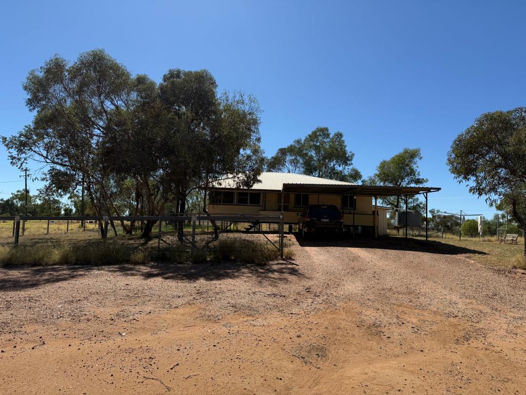 18 Wellwater Rd, Charleville, QLD 4470