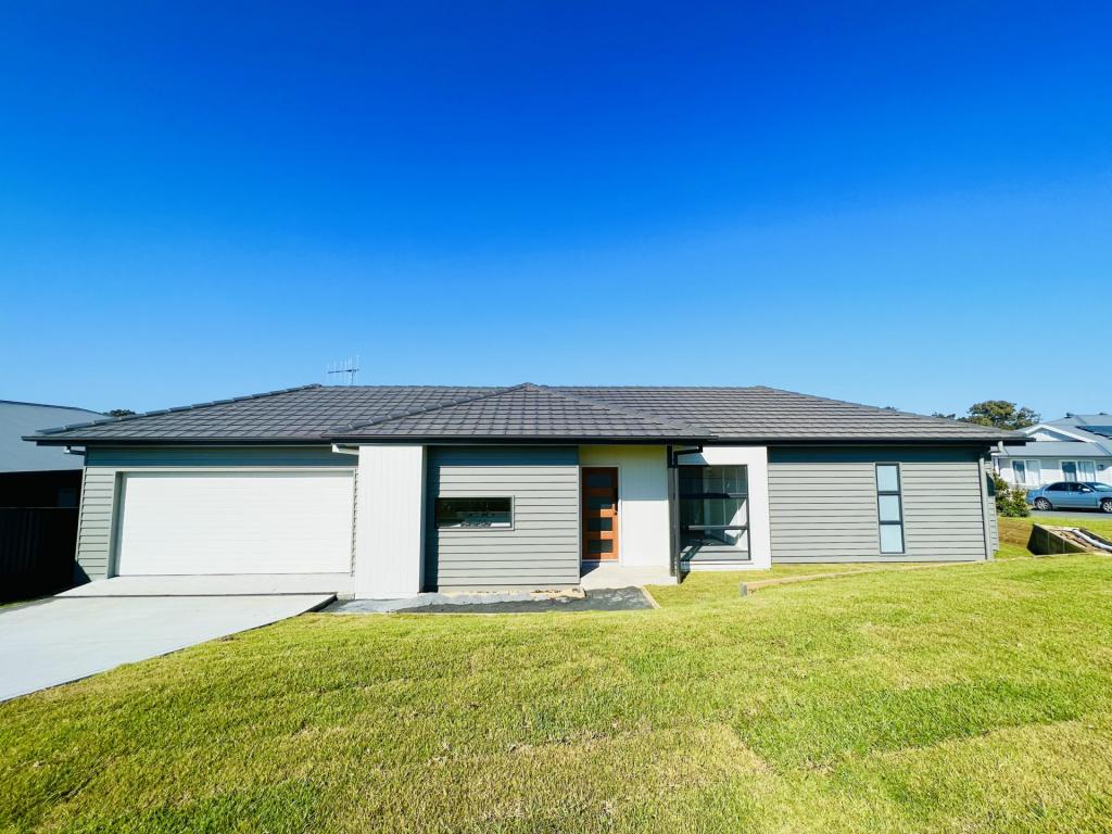 5 Marra Dr, Old Bar, NSW 2430