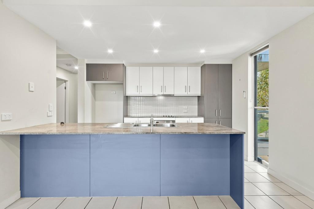 14/10 Valbonne Ave, Varsity Lakes, QLD 4227