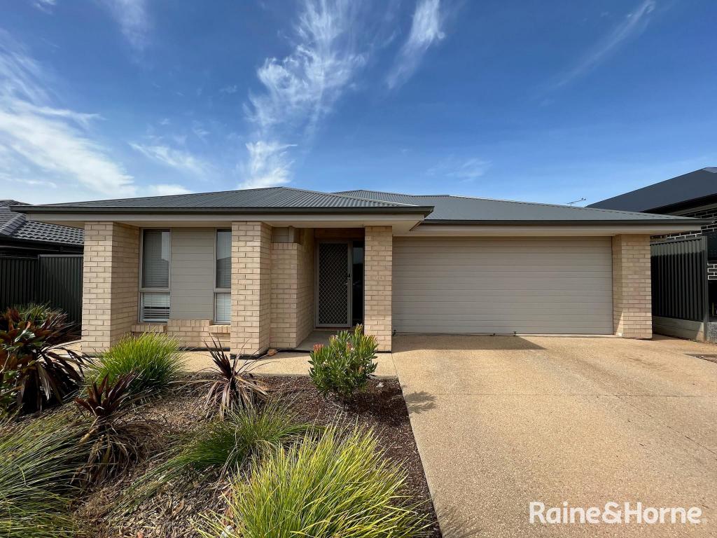 11 Henderson St, Blakeview, SA 5114