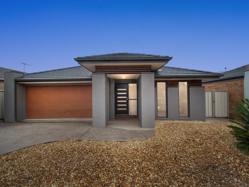 12 Mallow St, Brookfield, VIC 3338