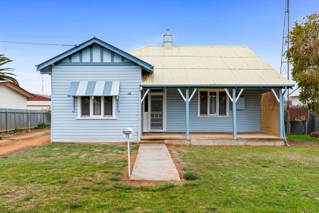 28 Ferrier St, Lockhart, NSW 2656