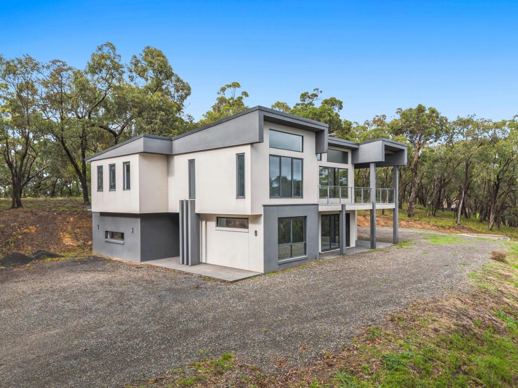 345 Dickie Rd, Officer, VIC 3809