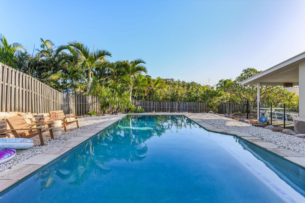 11 Rimatara Rise, Pacific Pines, QLD 4211