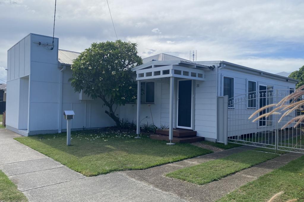 31 Lake Rd, Swansea, NSW 2281