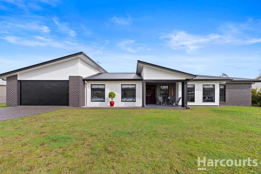26 Great Knot Pl, Boonooroo, QLD 4650
