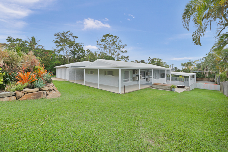 10 Alan Naish Ct, Eimeo, QLD 4740