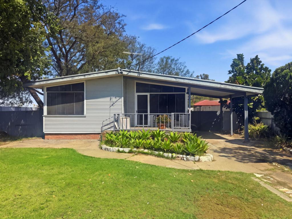 25 Barwon Ave, Moree, NSW 2400
