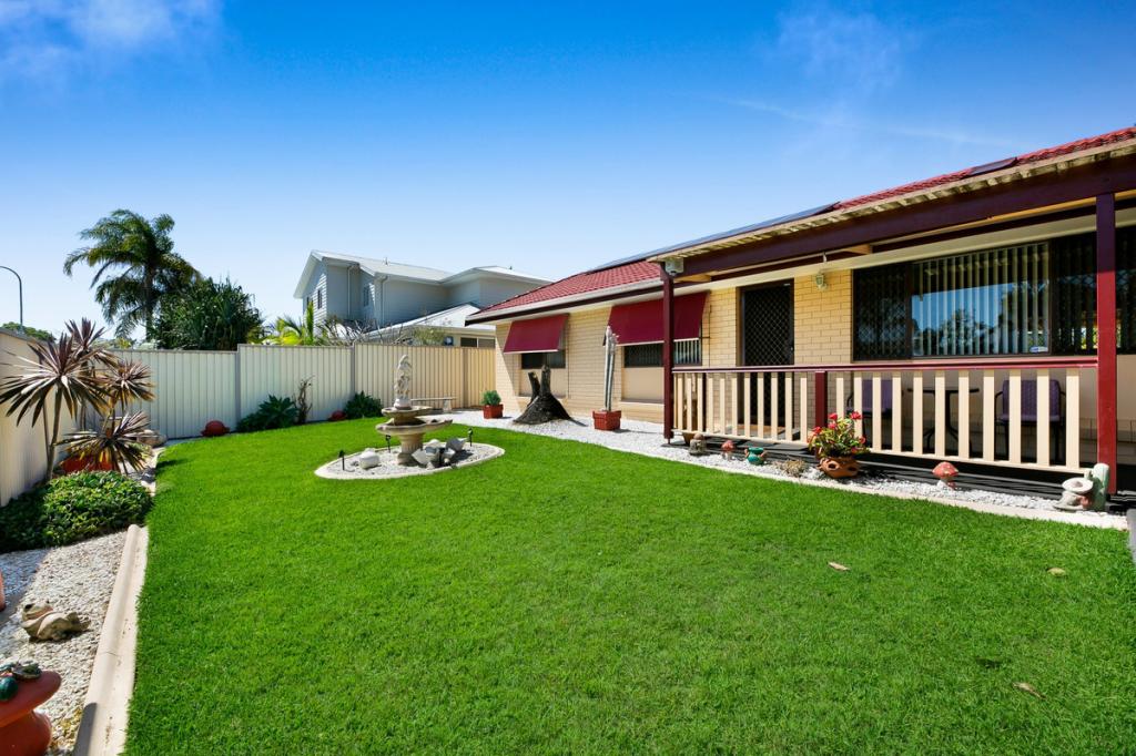 15 Anthony Dr, Burleigh Waters, QLD 4220